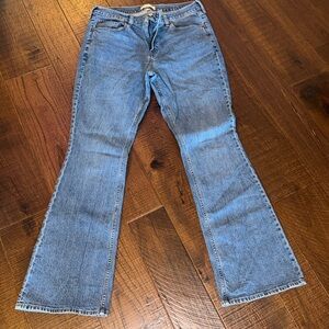 A&F Boot cut jeans 32R (fit like a long!)